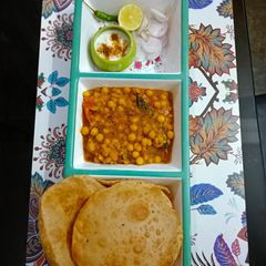 A picture of Ghughni pudi.
