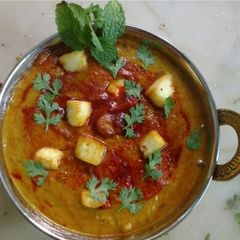 A picture of Matar Paneer – .