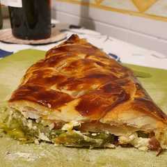 Foto di Treccia di pasta sfoglia agli asparagi