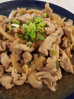 洋蔥燒肉 的食譜成品照片