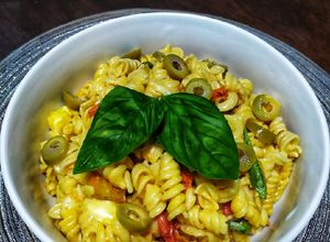 Una foto de One pot pasta / Capresse