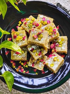 লউকি বরফি(Lauki Barfi recipe in bengali) রেসিপির প্রধান ছবি