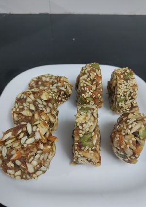 A picture of Sunflower Seeds Healthy BITES.