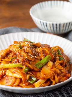 辣炒泡菜年糕豬五花 的食譜成品照片