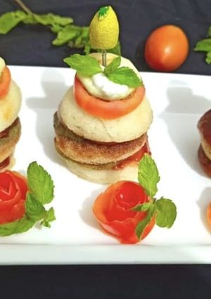 A picture of Idli burger.