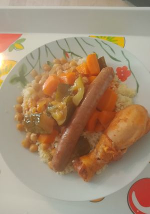 Une photo de Couscous poulet merguez