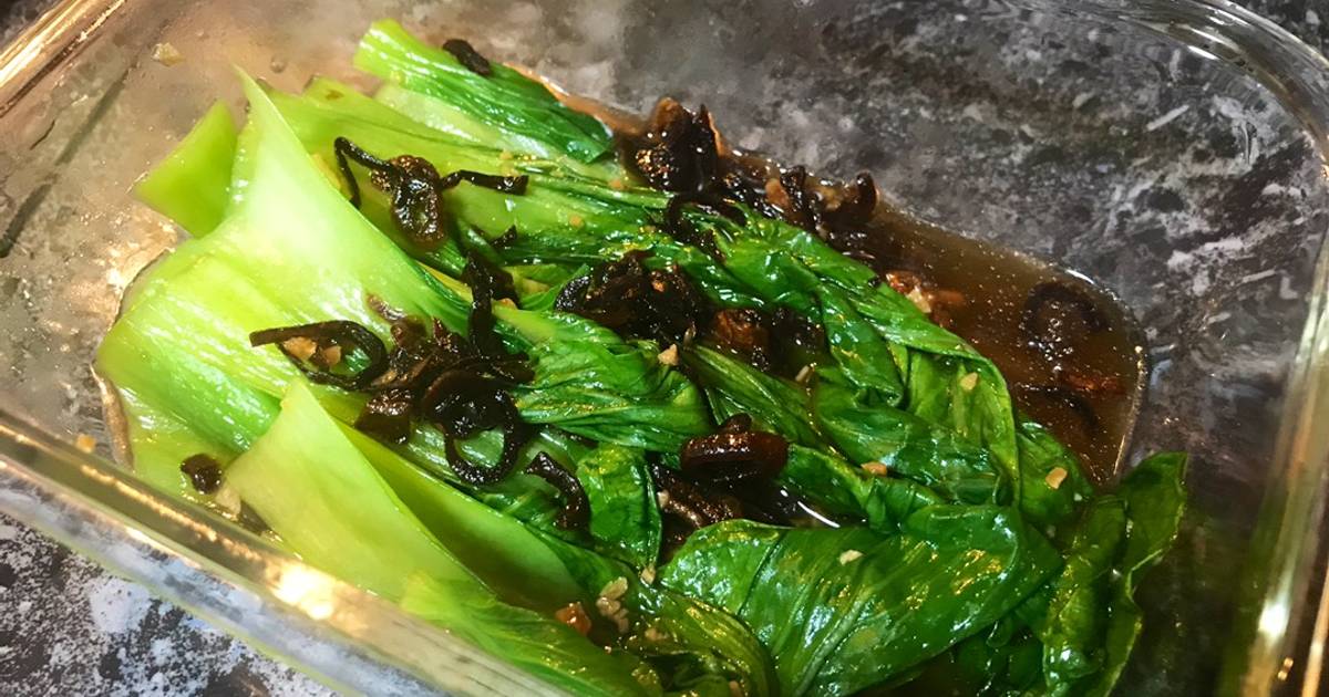 Xiao Bai Cai with Oyster Sauce and Fried Shallots Recipe by homeycook Cookpad