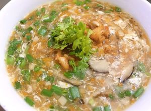 Hình của món Soup tôm nhẹ nhàng cho ngày thu.