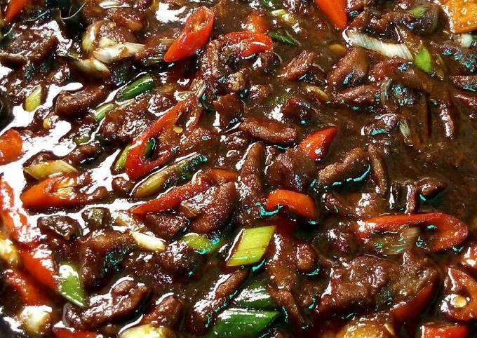 Langkah Mudah untuk Membuat Krengsengan sapi yang Enak