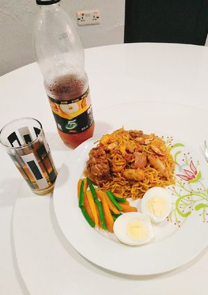 A picture of Chicken noodles.
