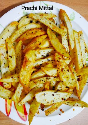 मसाला फ्रेंच फ्राइज (Masala French fries recipe in Hindi) रेसिपी मुख्य फोटो
