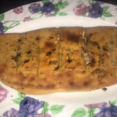 A picture of Garlic Bread.