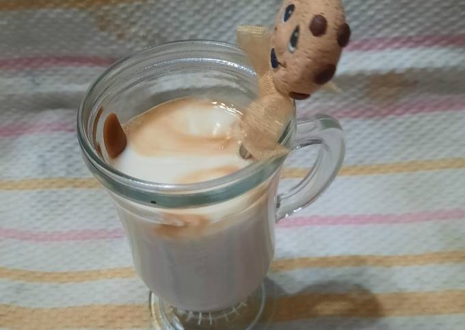Leche, dulce de leche y café frío Receta de La profe Luisa- Cookpad