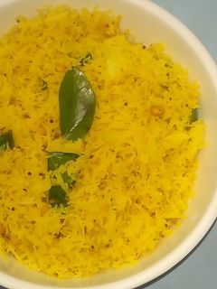 எலுமிச்சை இடியாப்பம் (Elumichai idiappam recipe in tamil) செய்முறை முக்கிய புகைப்படம்