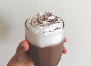 Hình của món Chocolate ice blended (초콜릿 아이스 블렌드).