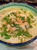 Bún nấu đuôi heo