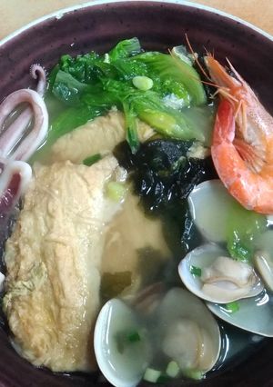 豆皮海鮮湯麵 的食譜成品照片