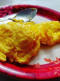 A picture of Japanese Egg omelette.