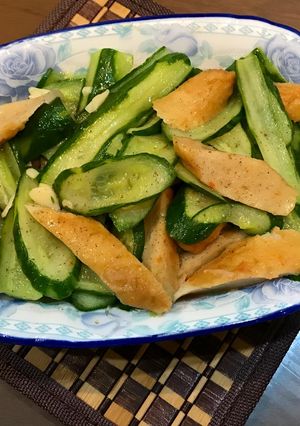 Hình của món Chả cá xào dưa chuột.