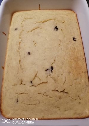 A picture of Banana and Raisin Bread.