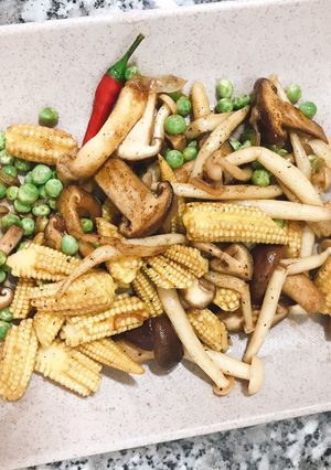 Hình của món Nấm xào chay.