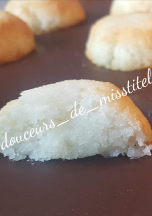 Une photo de Rochers à la noix de coco 🥥