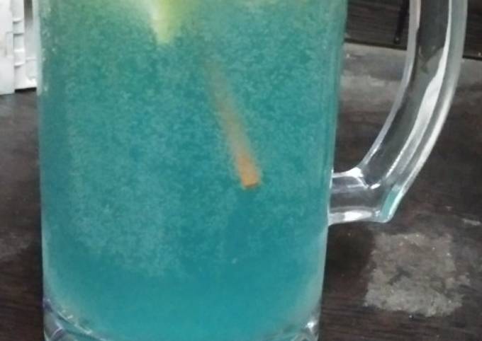 Lagoon mojito