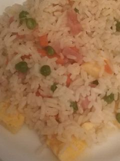 Una foto de Arroz tres delicias
