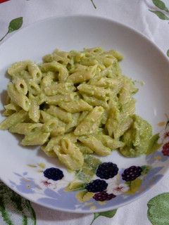Foto di Pasta con Pesto di Zucchine e Mandorle