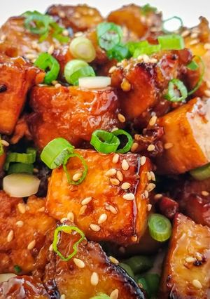 A picture of Honey Sesame Tofu.