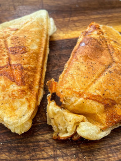 Crowich - Käse-Croissant aus dem Sandwichmaker Rezepthauptbild