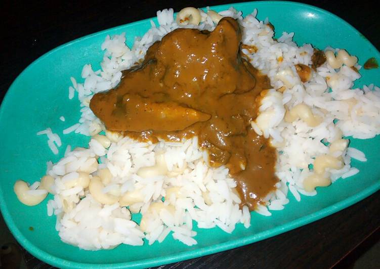 Rice and macaroni with banga soup