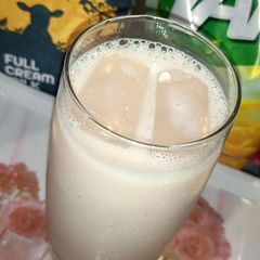 Mango tang milk shake A picture of Mango tang milk shake.
