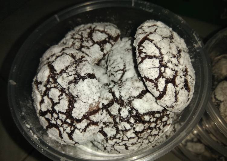 Recipe of Homemade Chocolate Crinkles