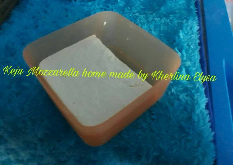Keju Mozzarella Home Made (KW)