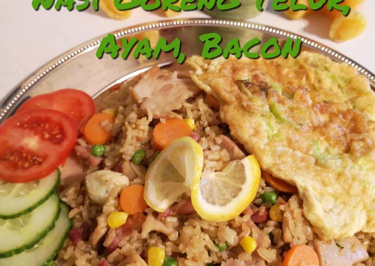 Resep Nasi goreng telur dadar, ayam, bacon Bisa Manjain Lidah