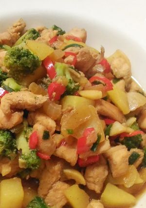Foto resep Ayam fillet brokoli kentang