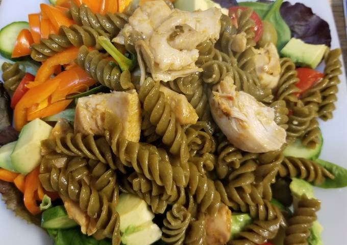 Simple Way to Prepare Quick Spicy Chicken &amp; Veggie Noodle Pasta Salad