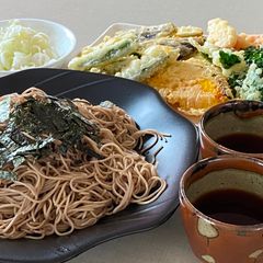 A picture of Tempura and Soba Noodle Lunch.