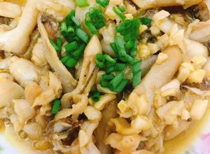 Hình của món Ốc móng tay sốt bơ tỏi.