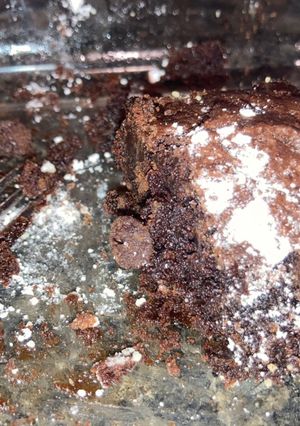 A picture of Delicious Brownies 😋😍.