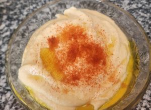 Una foto de Hummus