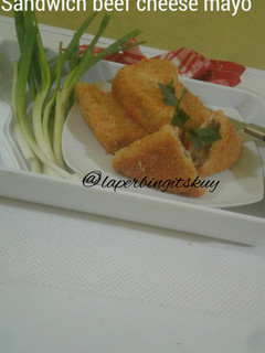 Foto resep Sandwich beef cheese mayo / roti goreng krispy isi daging keju mayo / cemilan gurih