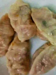 आटा मोमोज (Aata Momos recipe in Hindi) रेसिपी मुख्य फोटो