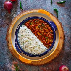 A picture of Rajma-Chaawal.