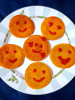 A picture of Smiley Cucumber Pancake.