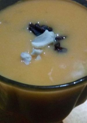A picture of Mango milk shake.