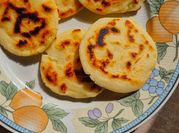 Una foto de arepas argentina