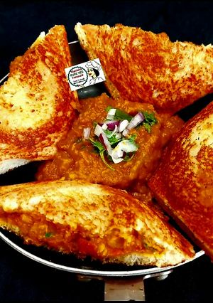 A picture of Mumbai Pavbhaji Toast Sandwich.