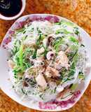 Bún gạo xào mực tươi